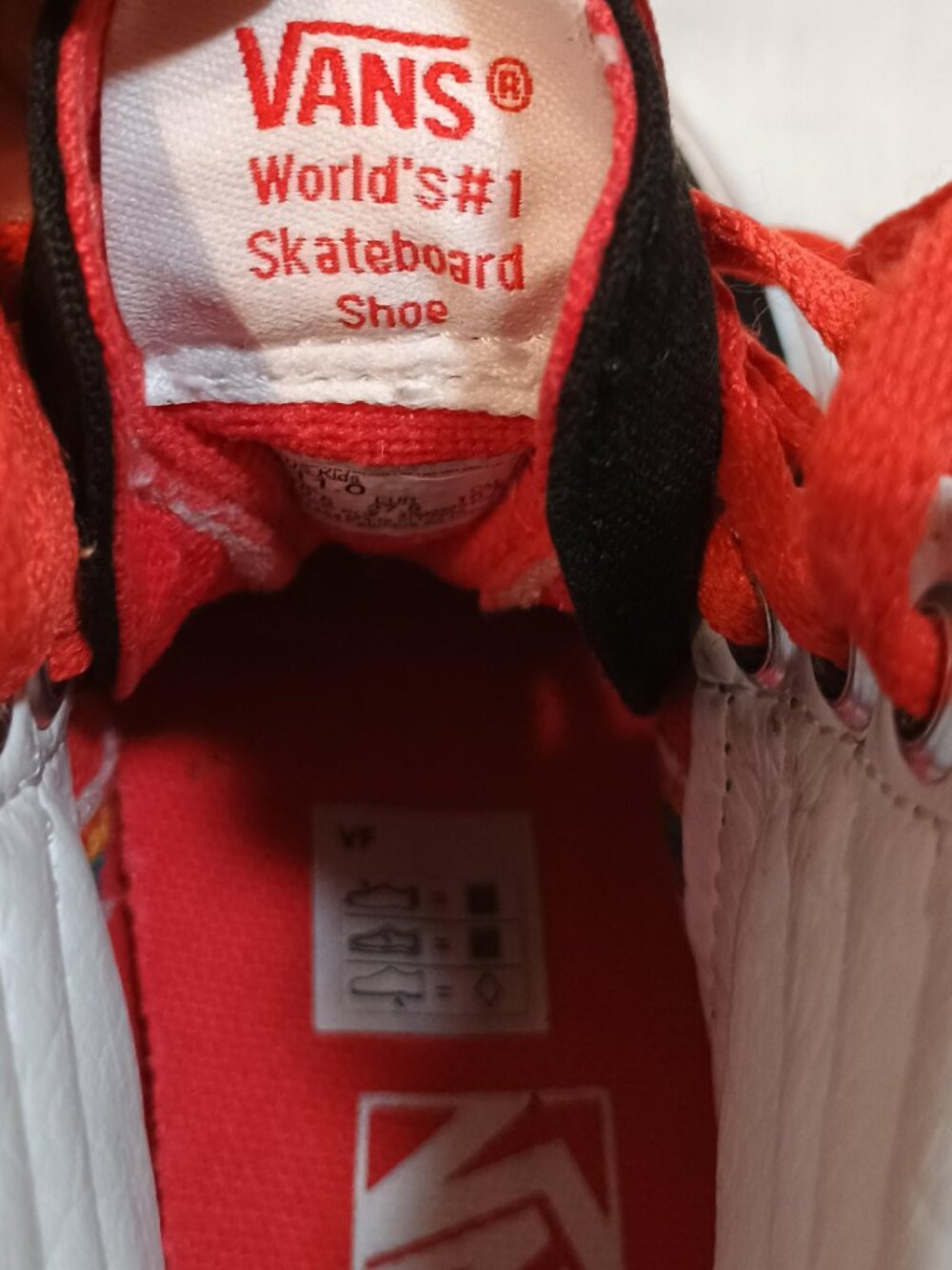 Vans/SK8 Hi Zip Sneakers/Kids 11/Black Rainbow Chenille Stripe High Top Zipper S - Picture 4 of 8